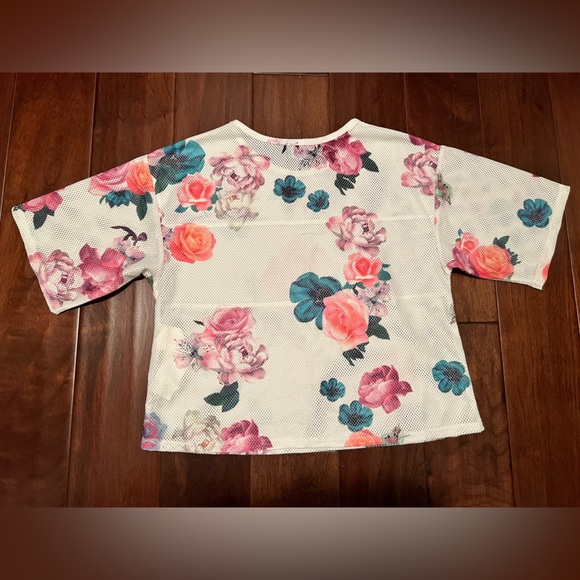 Minkpink Floral Crop Top - Picture 2 of 5